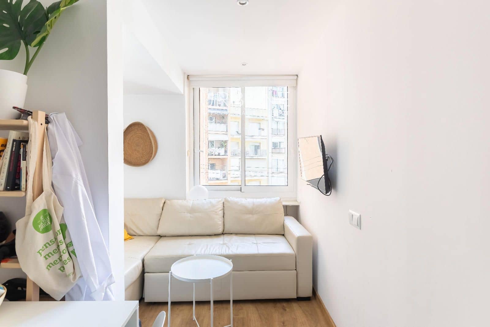 Ático de 2 habitaciones en Barcelona ciudad en venta - 449.000 € (Ref: 9814728)