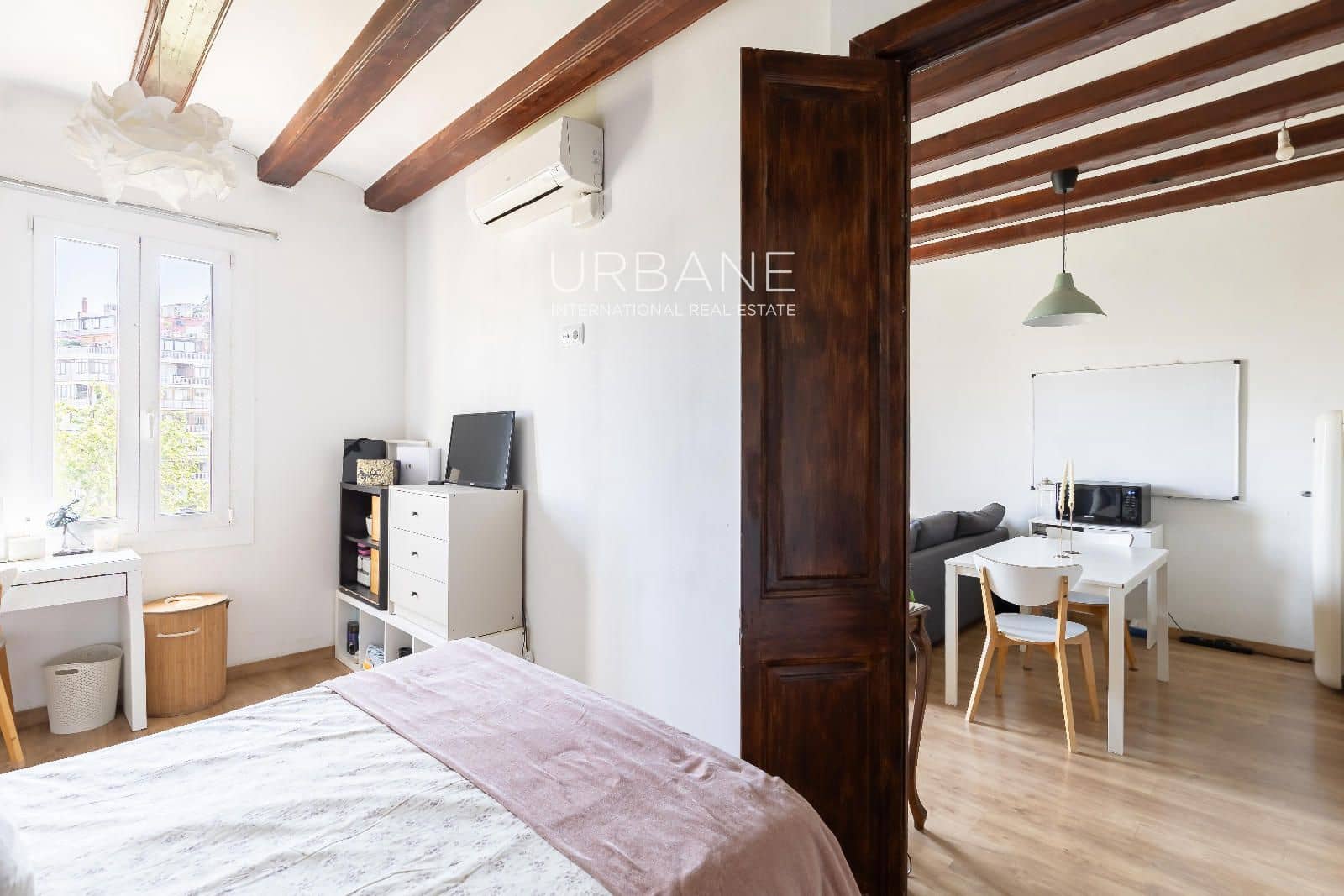 Ático de 2 habitaciones en Barcelona ciudad en venta - 449.000 € (Ref: 9814728)