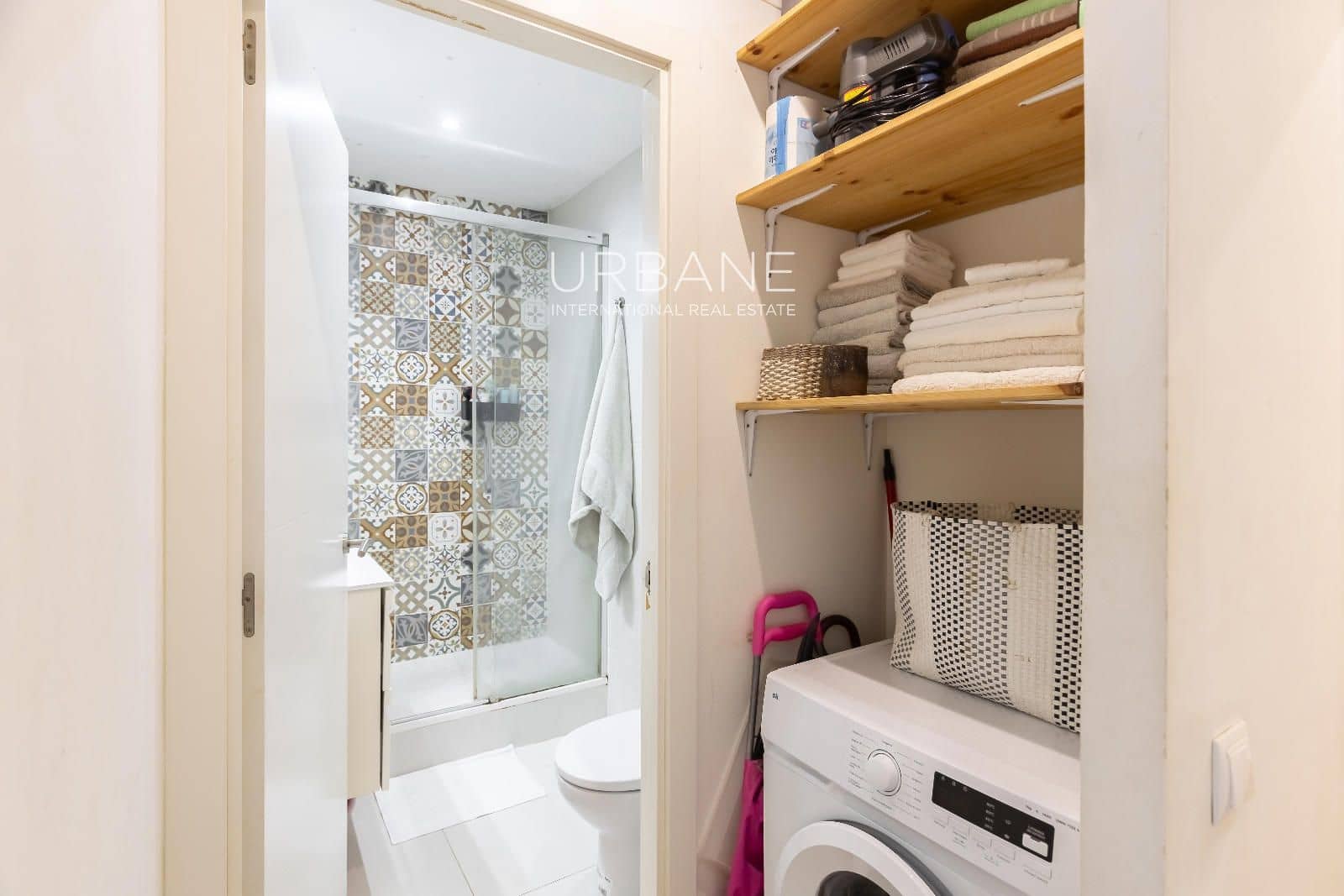 Ático de 2 habitaciones en Barcelona ciudad en venta - 449.000 € (Ref: 9814728)