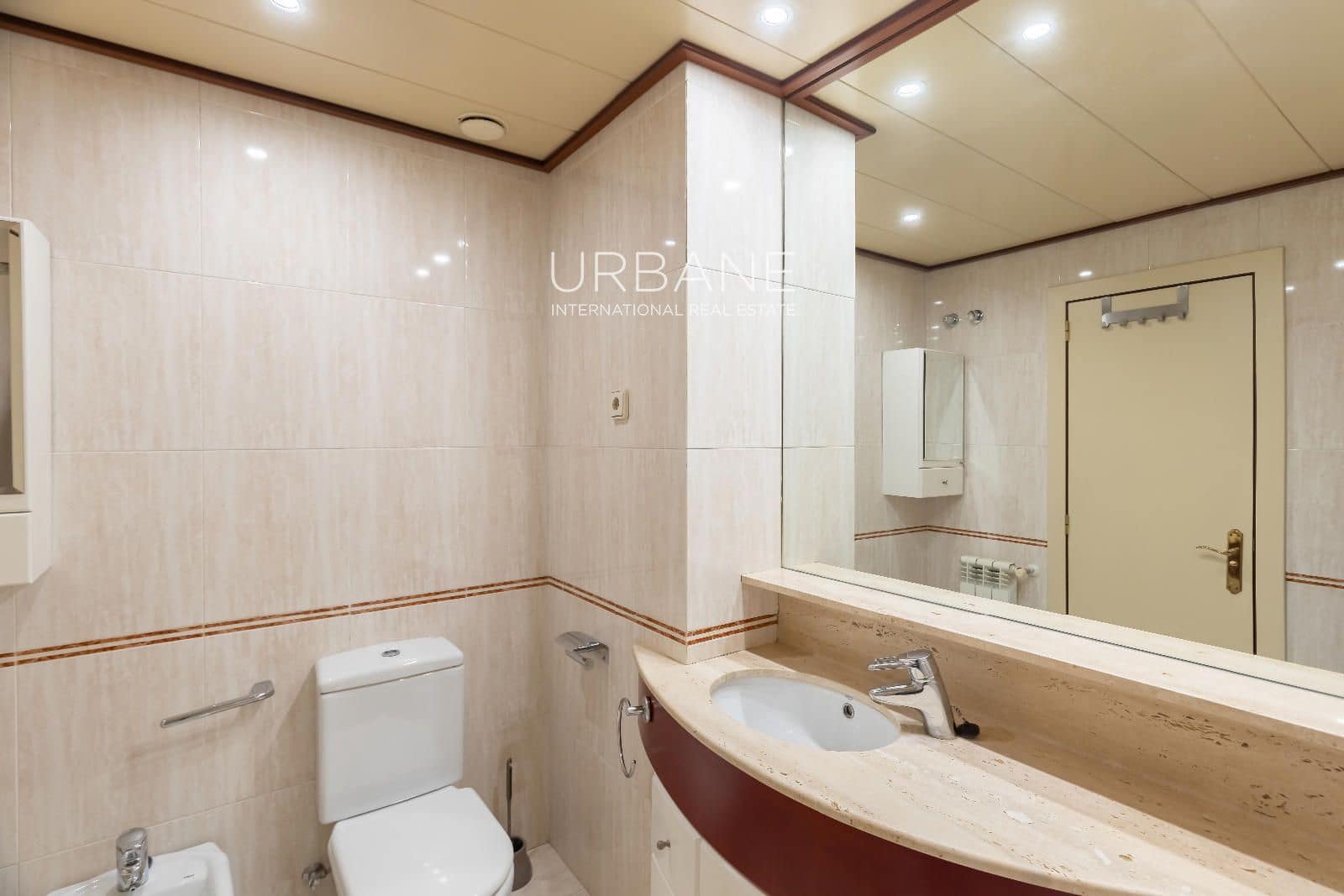 2 makuuhuone Asunto vuokrattavana paikassa Barcelona kaupunki - 1 500 € (Ref: 9863646)