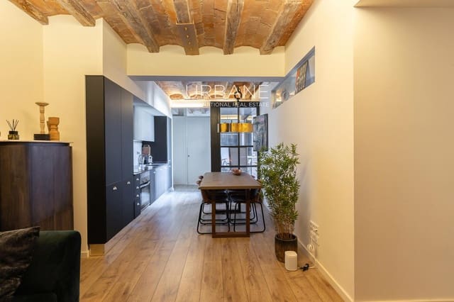 3 soverom Leilighet til salgs i El Raval, Barcelona by med svømmebasseng - € 490 000 (Ref: 9873856)
