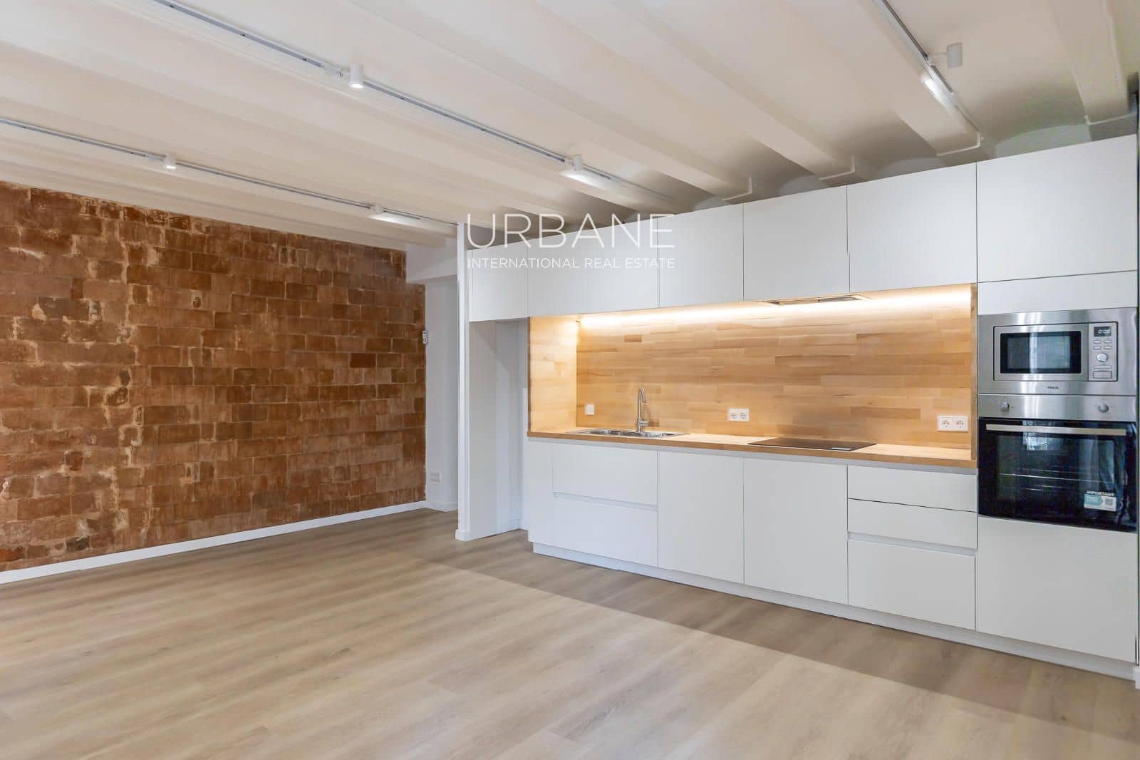 3 makuuhuone Asunto myytävänä paikassa Barcelona kaupunki - 549 000 € (Ref: 9889290)