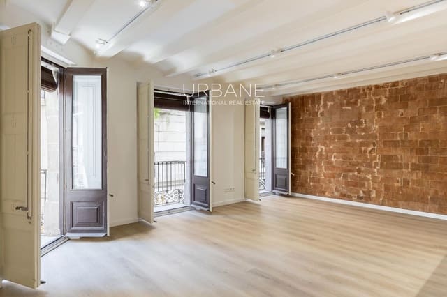 3 makuuhuone Asunto myytävänä paikassa El Barri Gòtic, Barcelona kaupunki - 549 000 € (Ref: 9889290)