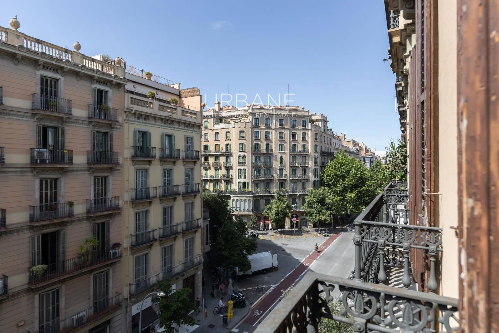 4 sovrum Lägenhet till salu i Barcelona stad - 1 180 000 € (Ref: 9915006)