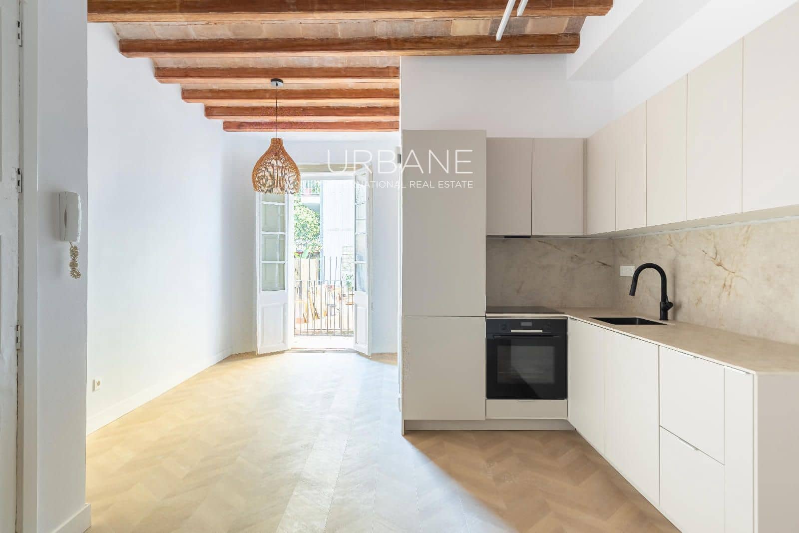 2 quarto Apartamento para venda em Barcelona cidade - 575 000 € (Ref: 9915007)