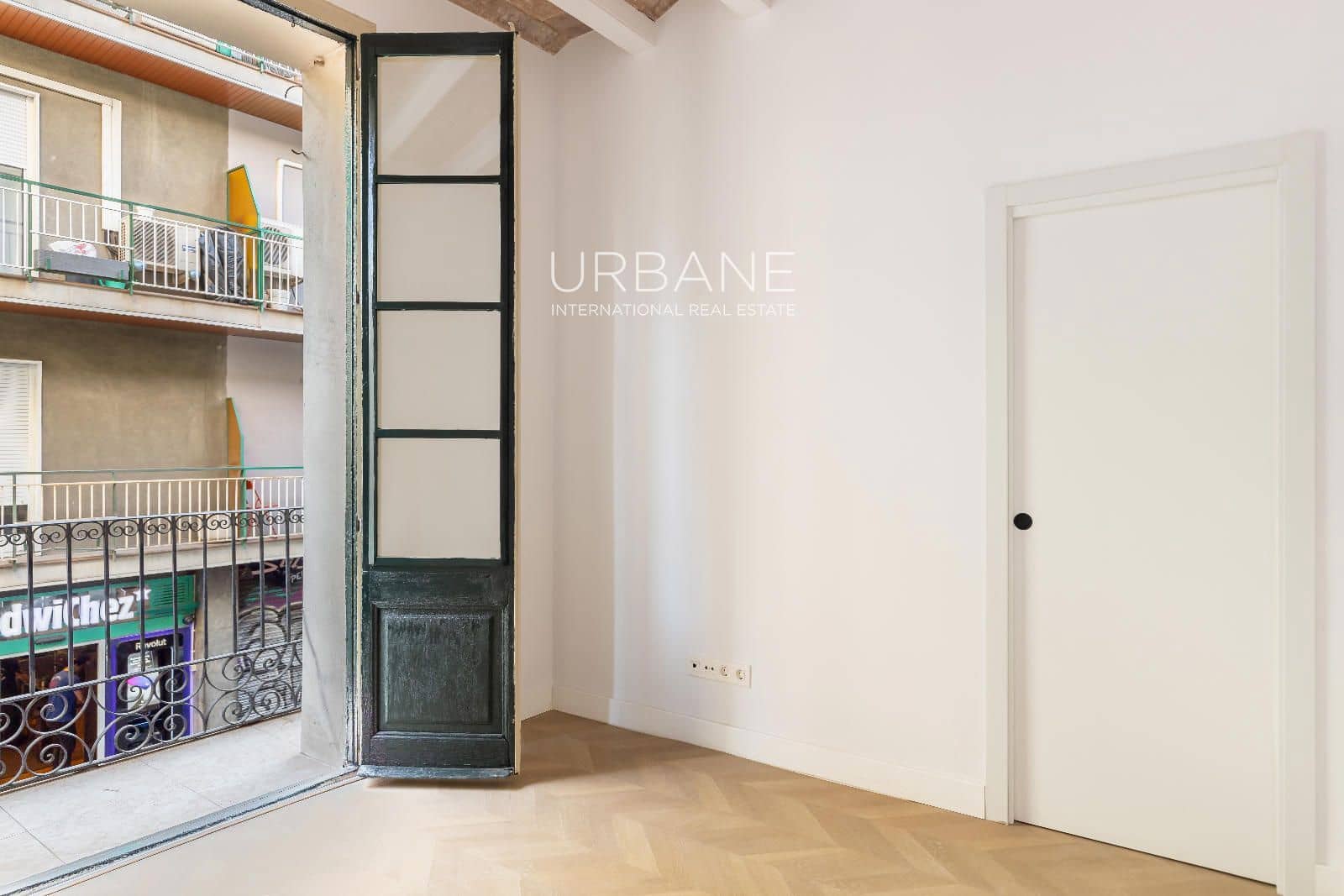 2 quarto Apartamento para venda em Barcelona cidade - 575 000 € (Ref: 9915007)