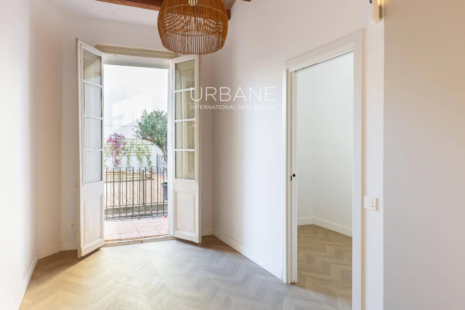 2 quarto Apartamento para venda em Barcelona cidade - 575 000 € (Ref: 9915007)
