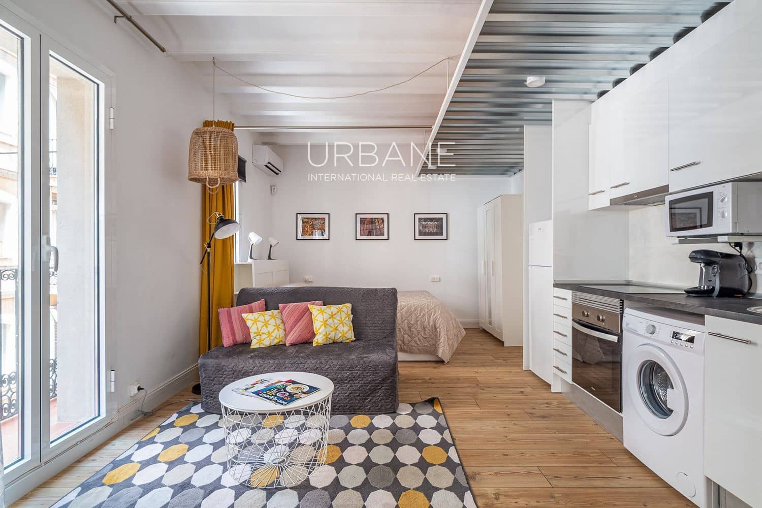Appartement de 1 chambre à louer à Barcelone ville - 1 100 € (Ref: 9918784)