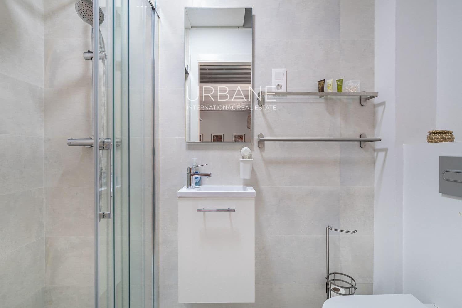 Appartement de 1 chambre à louer à Barcelone ville - 1 100 € (Ref: 9918784)