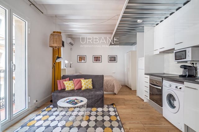 Appartement de 1 chambre à louer à La Barceloneta, Barcelone ville - 1 100 € (Ref: 9918784)