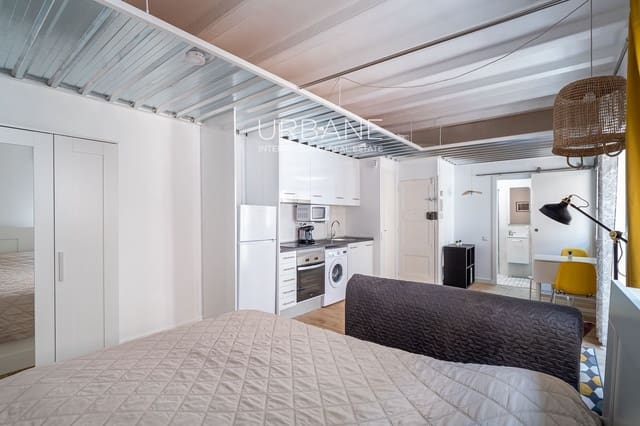 Appartement de 1 chambre à louer à La Barceloneta, Barcelone ville - 1 100 € (Ref: 9918784)