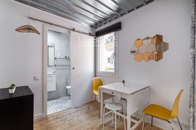 Appartement de 1 chambre à louer à La Barceloneta, Barcelone ville - 1 100 € (Ref: 9918784)