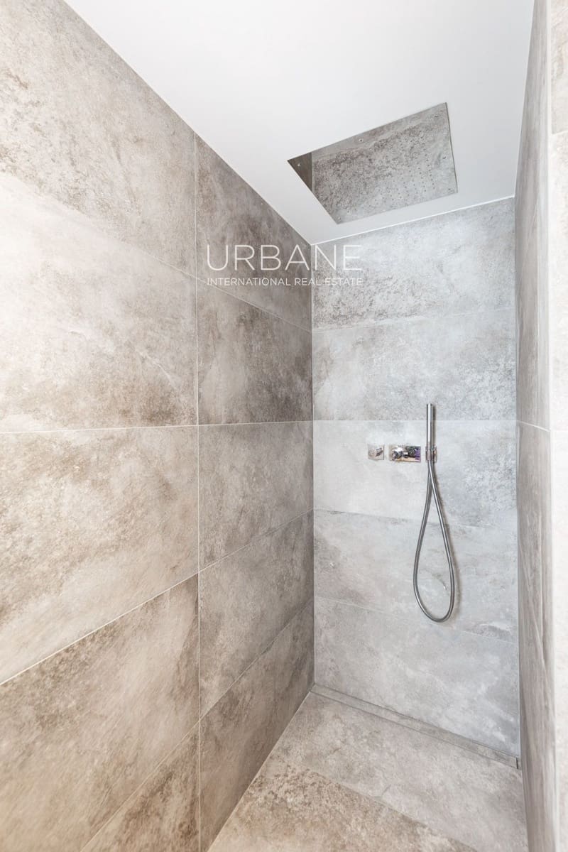 2 bedroom Penthouse for rent in Barcelona city - € 3,800 (Ref: 9918785)