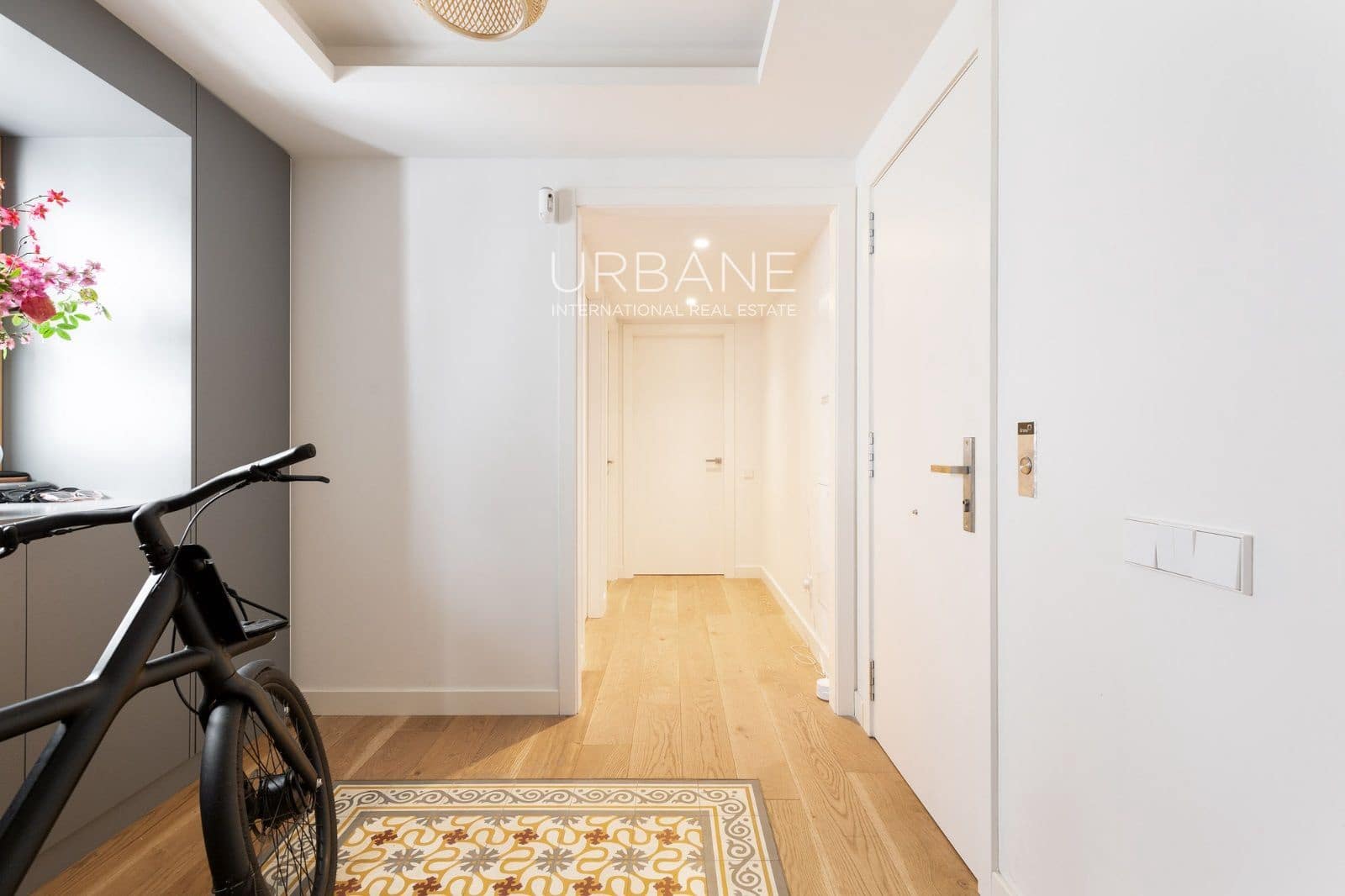 2 bedroom Penthouse for rent in Barcelona city - € 3,800 (Ref: 9918785)