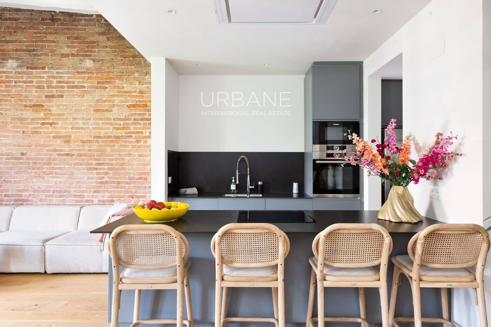 2 bedroom Penthouse for rent in Barcelona city - € 3,800 (Ref: 9918785)
