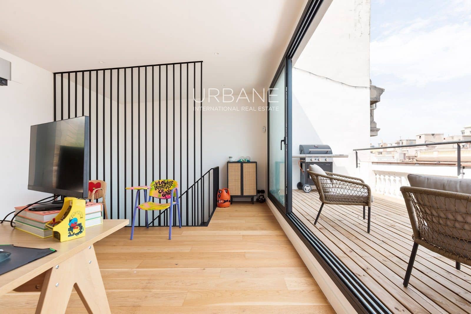 2 bedroom Penthouse for rent in Barcelona city - € 3,800 (Ref: 9918785)