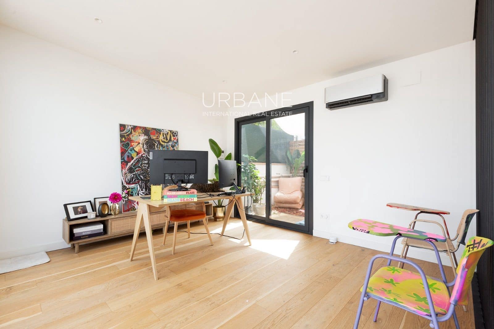 2 bedroom Penthouse for rent in Barcelona city - € 3,800 (Ref: 9918785)