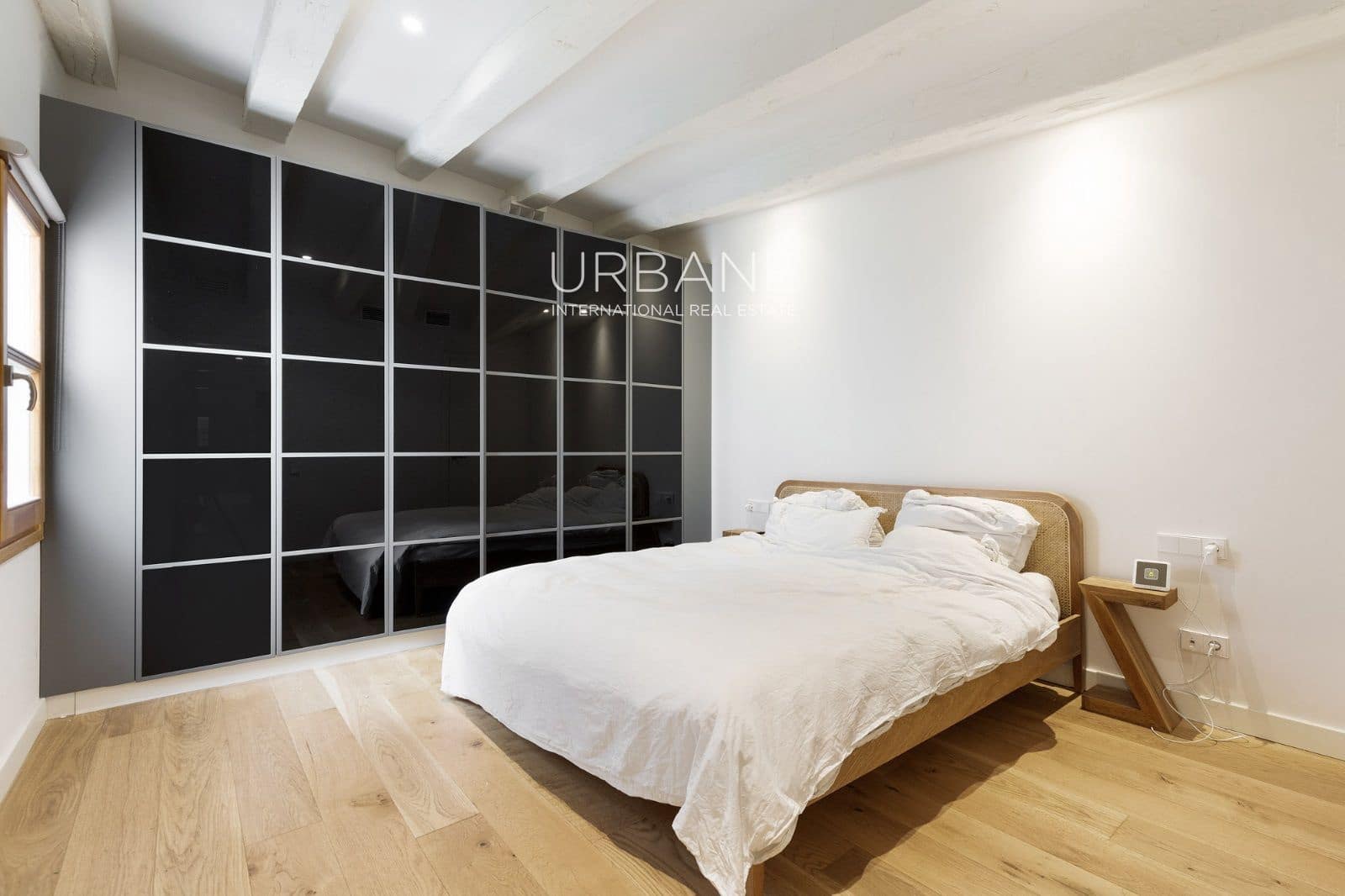 2 bedroom Penthouse for rent in Barcelona city - € 3,800 (Ref: 9918785)