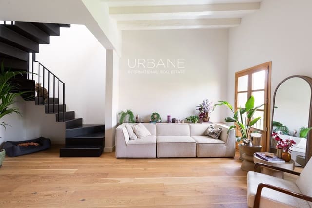 2 bedroom Penthouse for rent in Eixample, Barcelona city - € 3,800 (Ref: 9918785)
