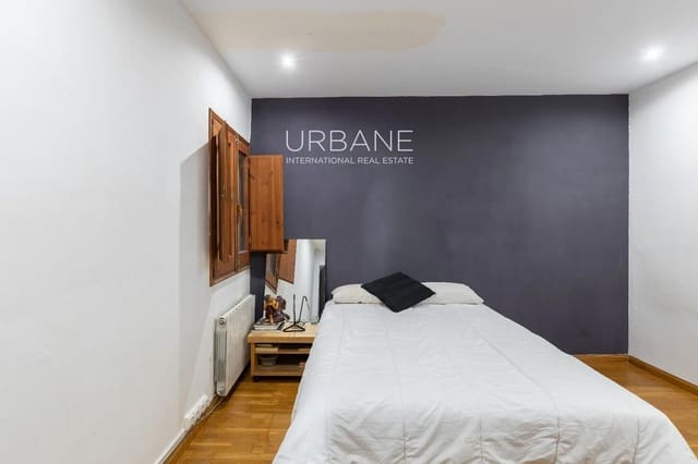 Penthouse de 2 chambres à louer à El Barri Gòtic, Barcelone ville - 1 600 € (Ref: 9950753)