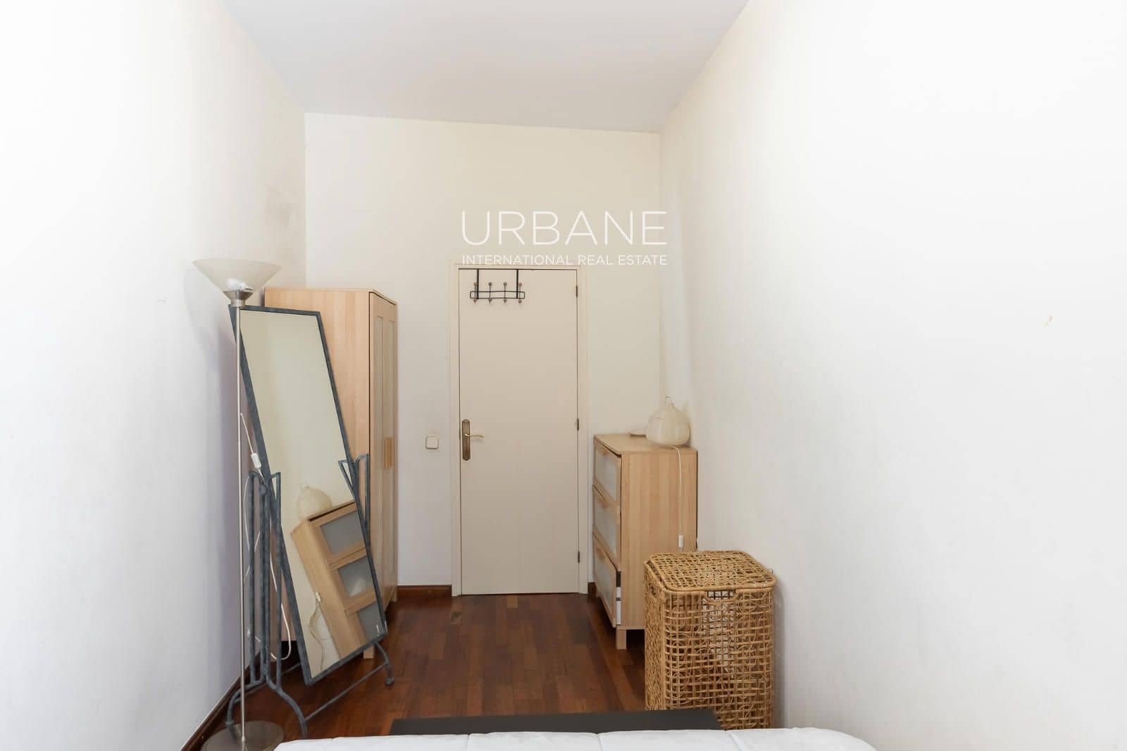 2 soverom Leilighet til leie i Barcelona by - € 1 450 (Ref: 9950754)