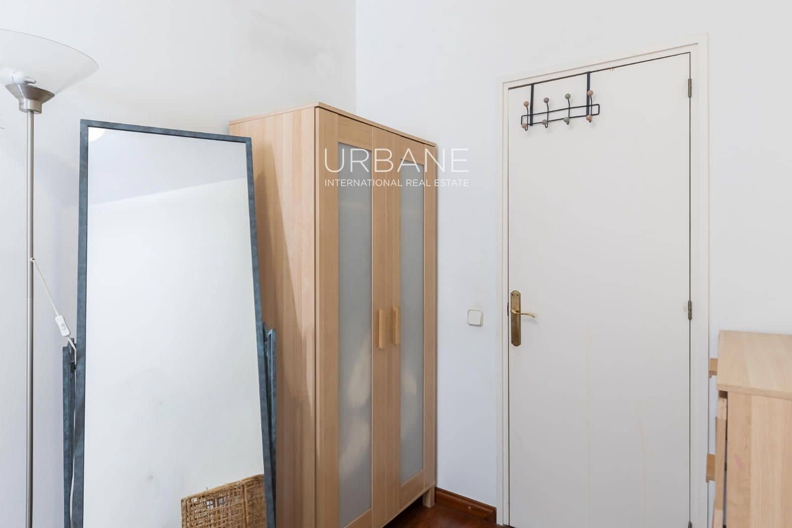 2 soverom Leilighet til leie i Barcelona by - € 1 450 (Ref: 9950754)
