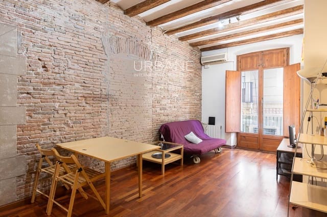2 sovrum Lägenhet att hyra i El Barri Gòtic, Barcelona stad - 1 450 € (Ref: 9950754)