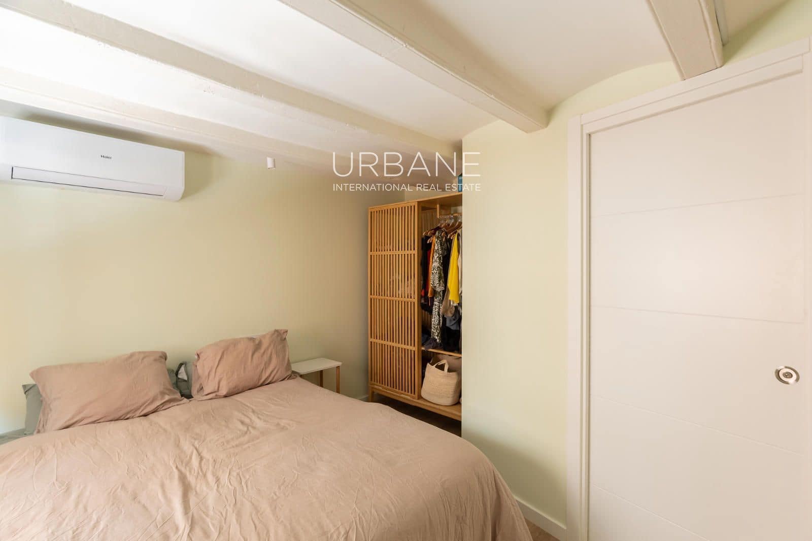 2 bedroom Flat for rent in Barcelona city - € 2,400 (Ref: 9961629)