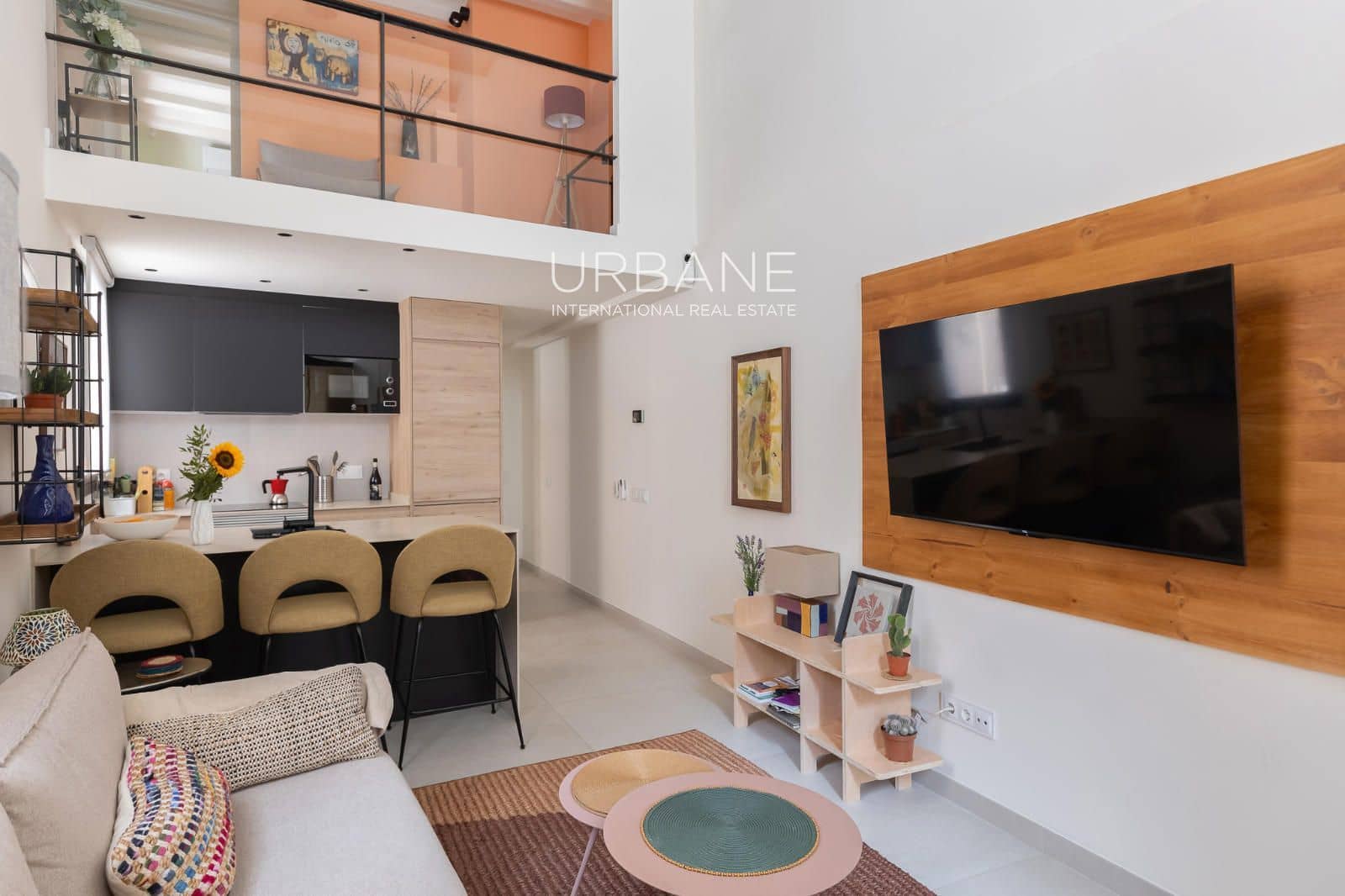 2 bedroom Flat for rent in Barcelona city - € 2,400 (Ref: 9961629)