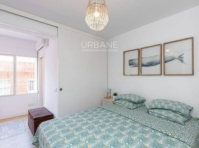 3 soverom Penthouse til salgs i Sants-Montjuïc, Barcelona by - € 560 000 (Ref: 9989982)