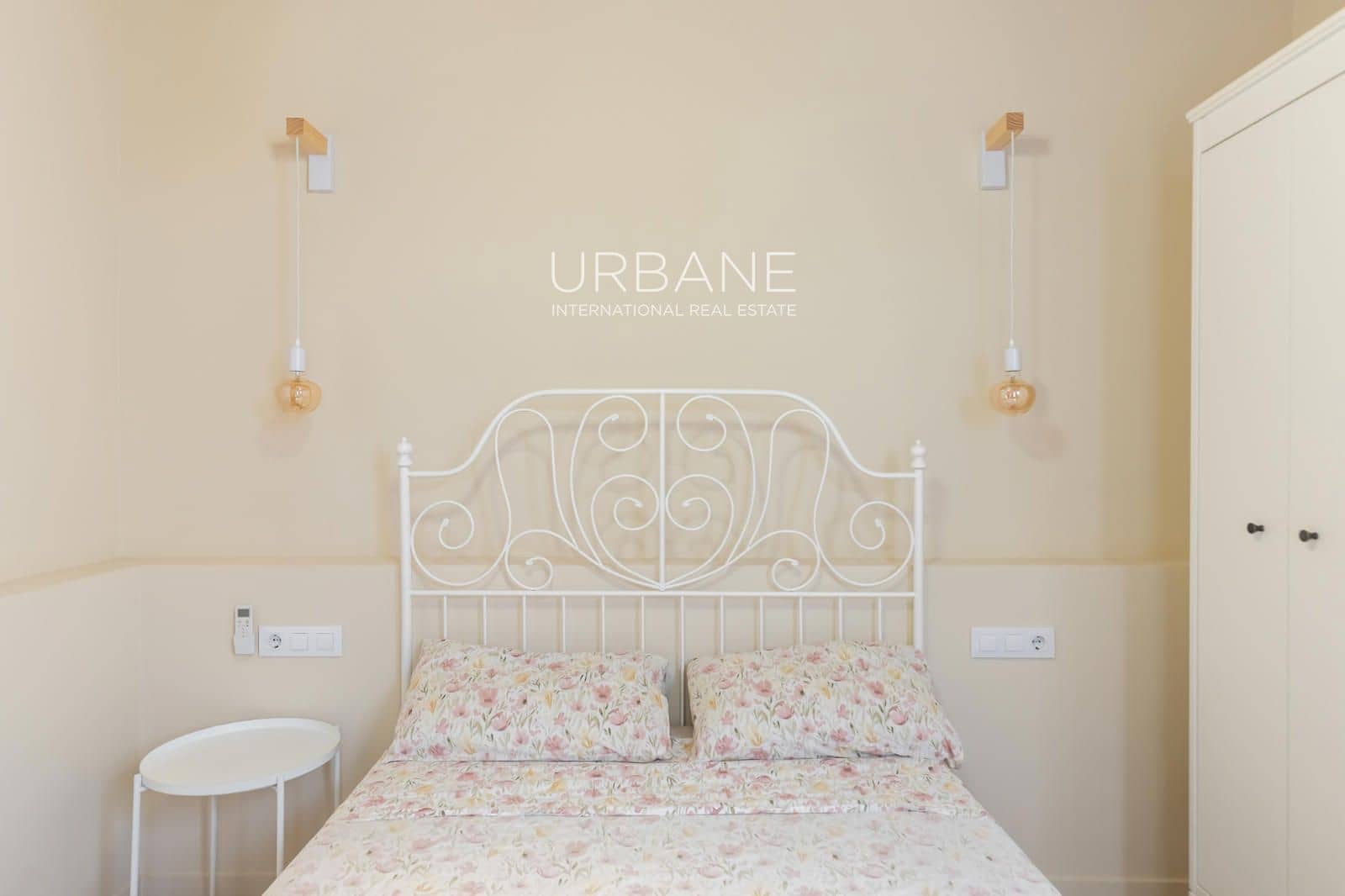 2 slaapkamer Flat te huur in Barcelona stad - € 1.500 (Ref: 9999411)