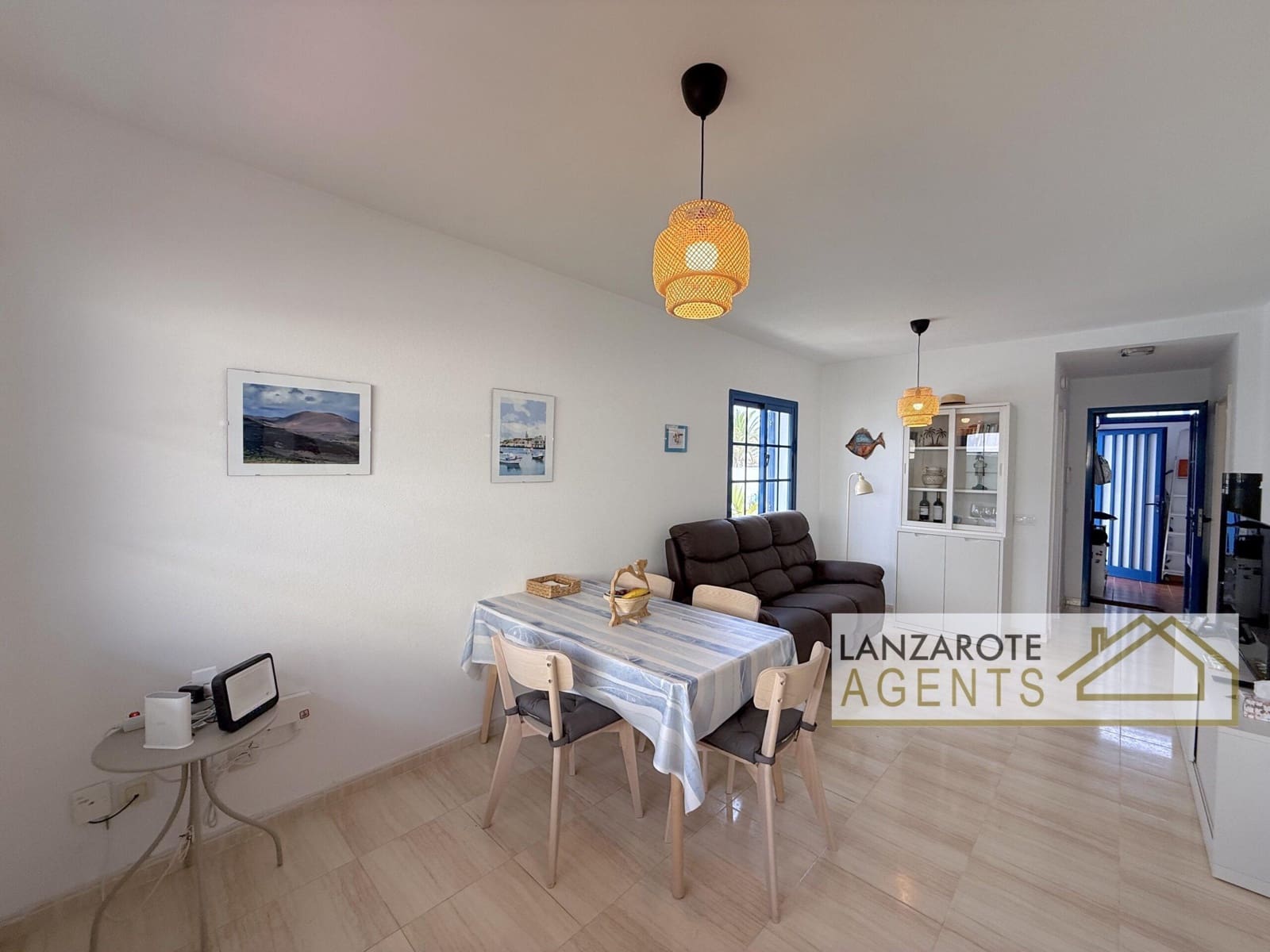 Villa/Maison de 2 chambres à louer à Playa Blanca avec garage - 2 250 € (Ref: 10004508)