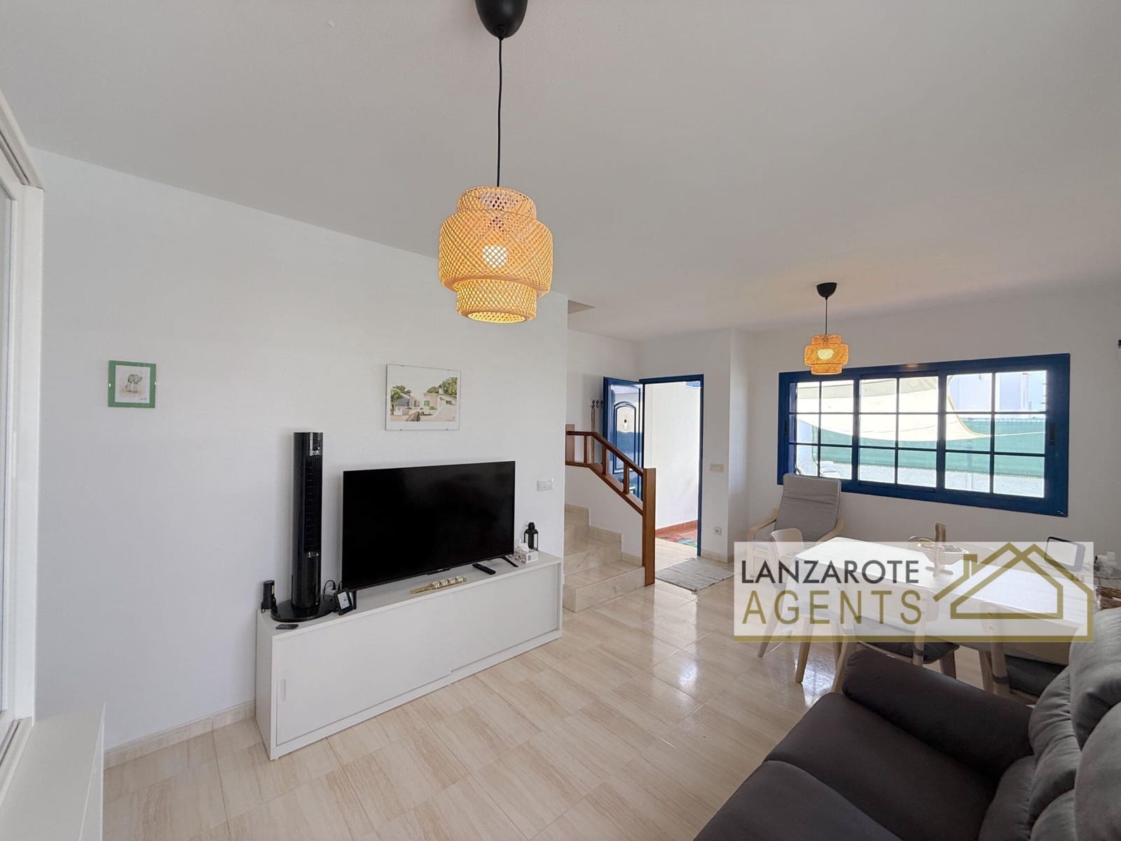 Villa/Maison de 2 chambres à louer à Playa Blanca avec garage - 2 250 € (Ref: 10004508)