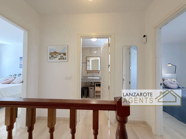 2 bedroom Villa for rent in Playa Blanca, Yaiza with garage - € 2,250 (Ref: 10004508)