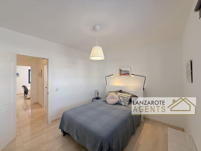 2 bedroom Villa for rent in Playa Blanca, Yaiza with garage - € 2,250 (Ref: 10004508)