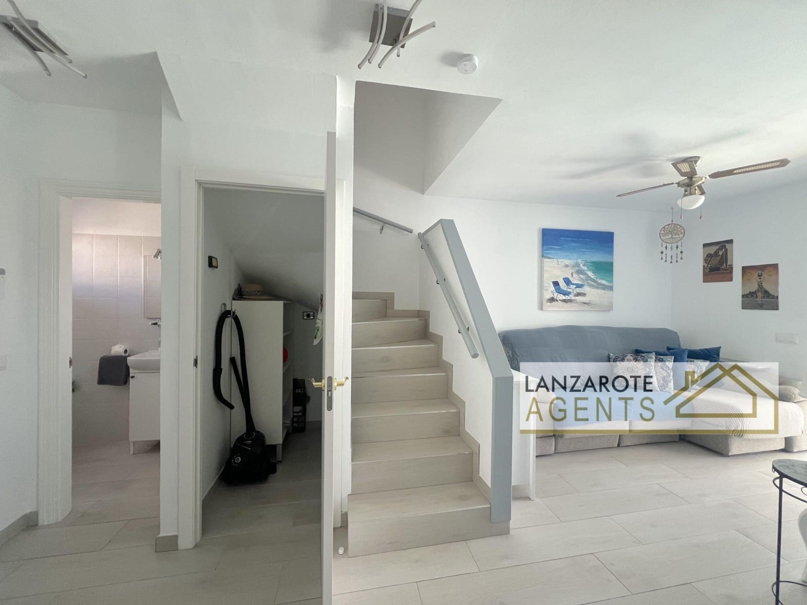 Chalet de 3 habitaciones en Playa Blanca en venta - 435.000 € (Ref: 10005989)