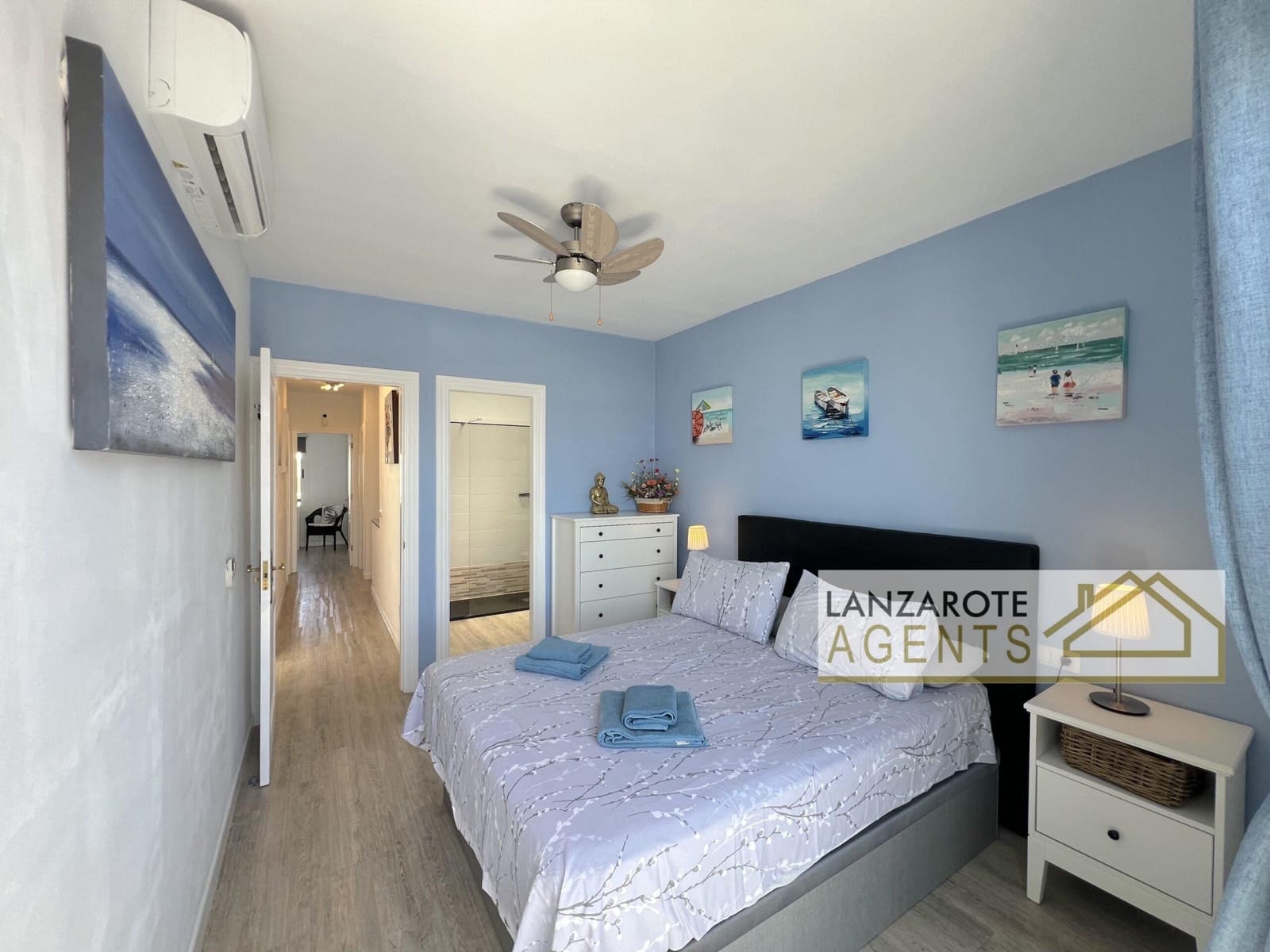 Chalet de 3 habitaciones en Playa Blanca en venta - 435.000 € (Ref: 10005989)