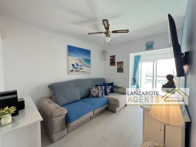 Chalet de 3 habitaciones en Playa Blanca, Yaiza en venta - 435.000 € (Ref: 10005989)