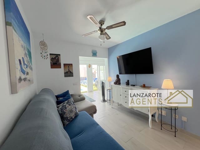 Chalet de 3 habitaciones en Playa Blanca, Yaiza en venta - 435.000 € (Ref: 10005989)