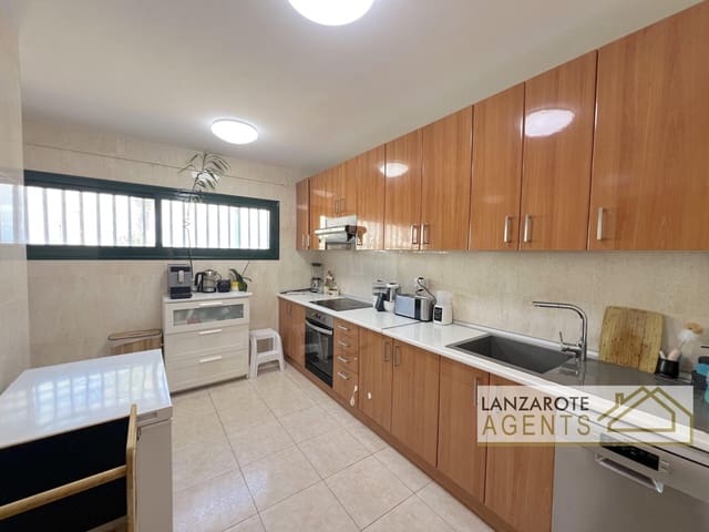 2 sovrum Villa till salu i Playa Blanca, Yaiza - 315 000 € (Ref: 10021387)