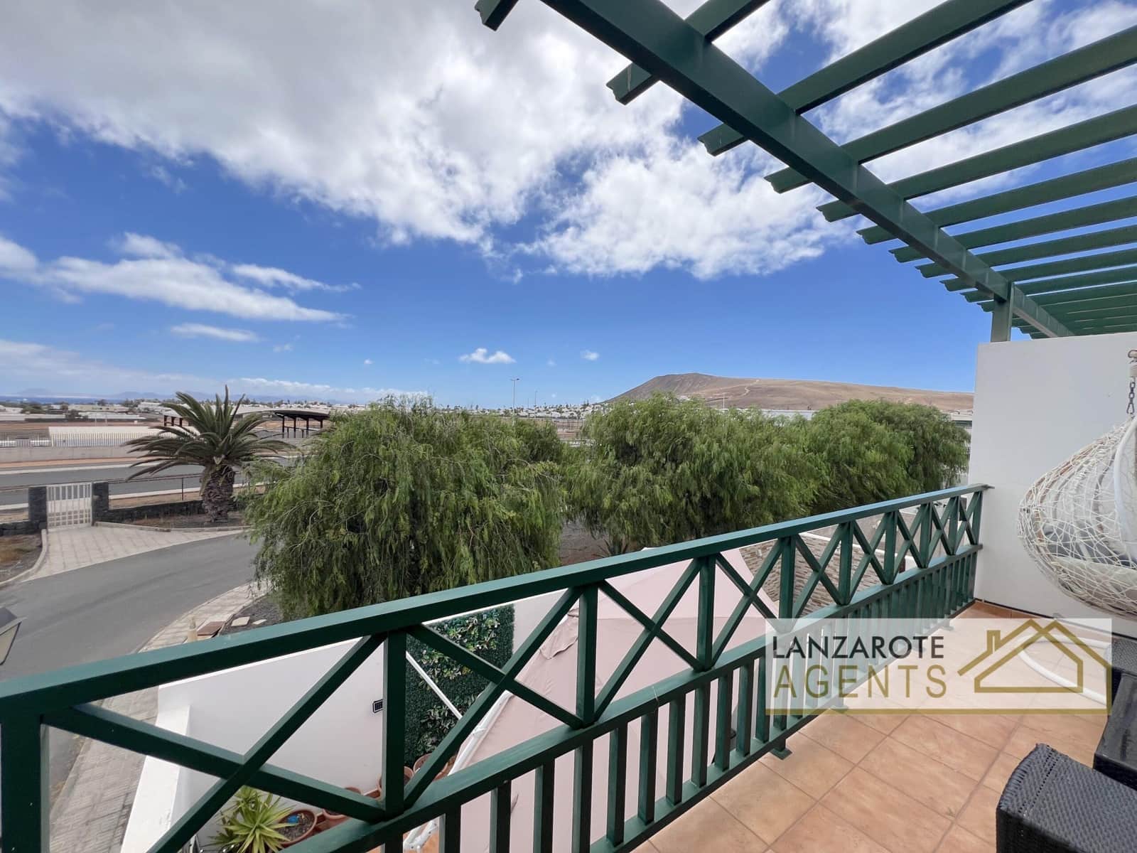 2 bedroom Villa for sale in Playa Blanca - € 315,000 (Ref: 10021387)