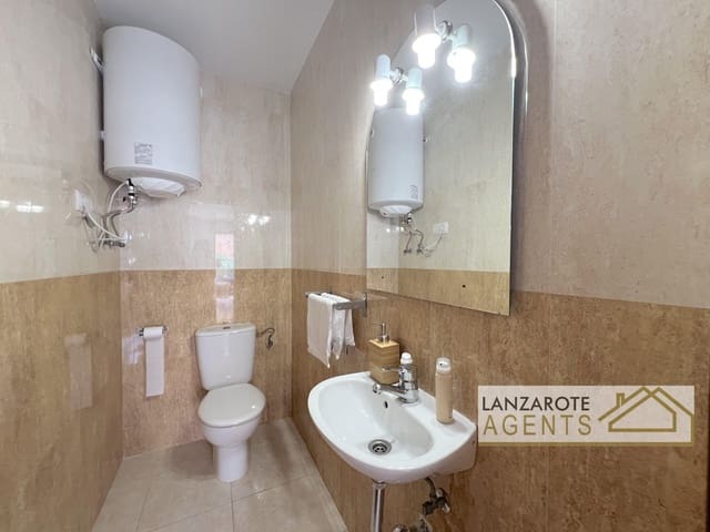 2 sovrum Villa till salu i Playa Blanca, Yaiza - 315 000 € (Ref: 10021387)
