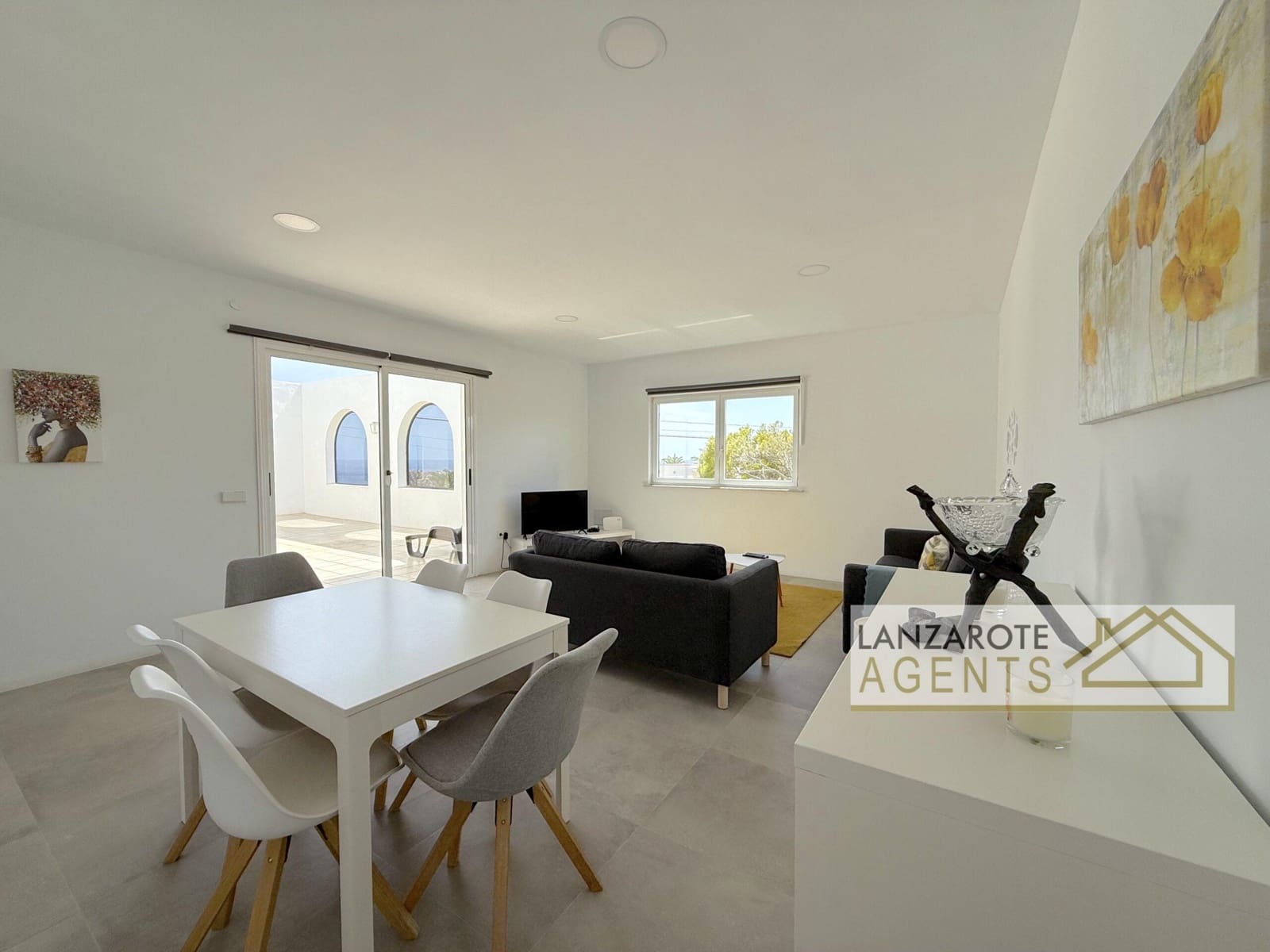 7 soveværelse Finca/Landehus til salg i Puerto Calero med swimmingpool garage - € 1.750.000 (Ref: 10048520)