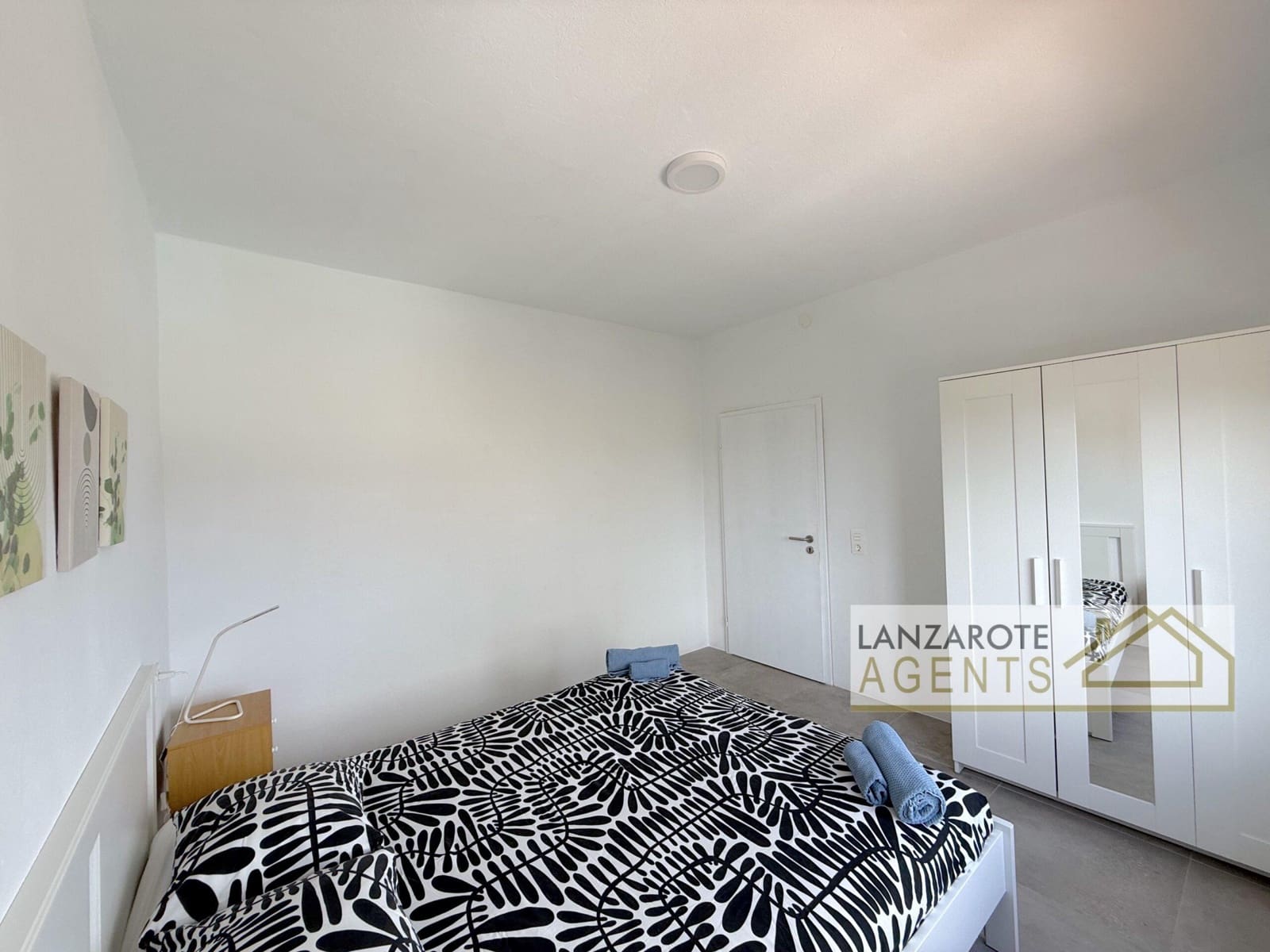 7 soveværelse Finca/Landehus til salg i Puerto Calero med swimmingpool garage - € 1.750.000 (Ref: 10048520)