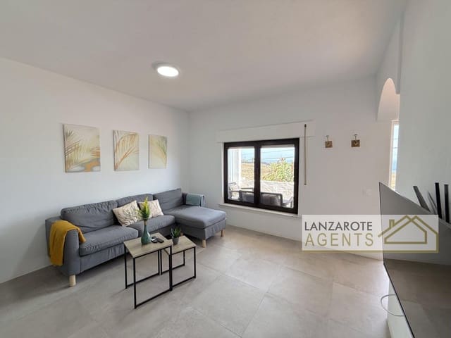 7 soveværelse Finca/Landehus til salg i Puerto Calero, Yaiza med swimmingpool garage - € 1.750.000 (Ref: 10048520)