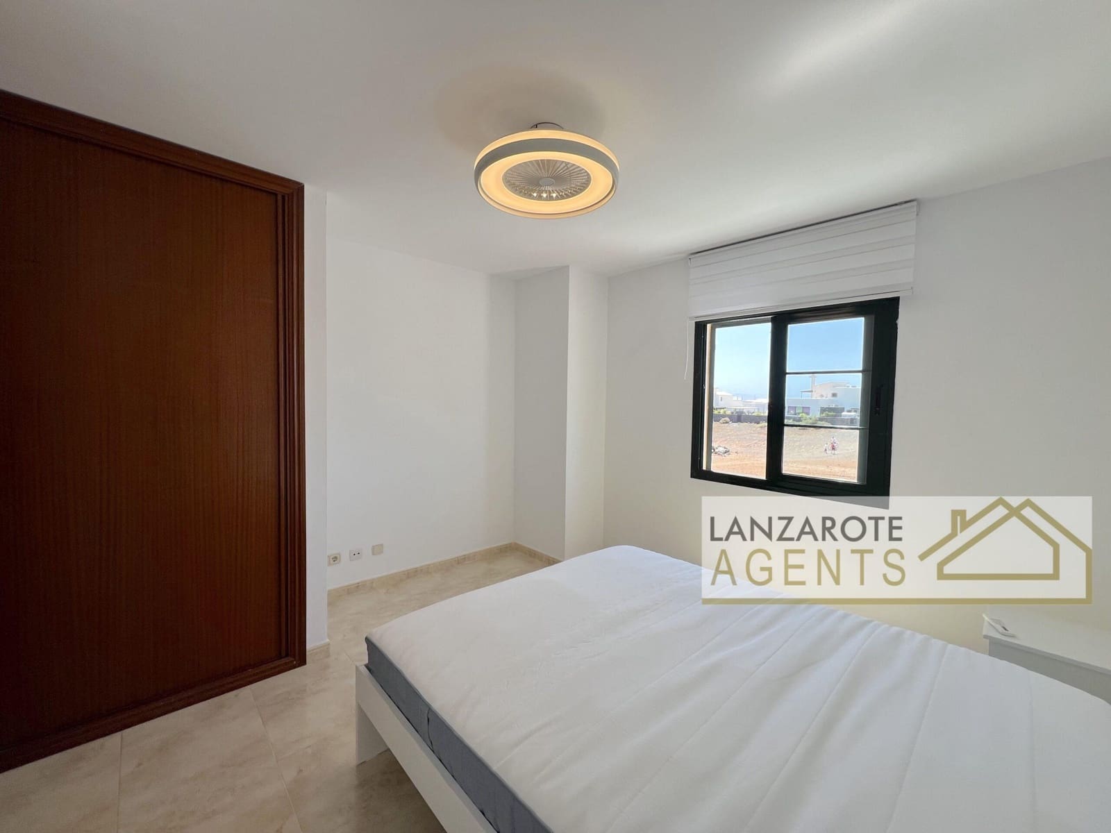 Adosado de 2 habitaciones en Playa Blanca en venta - 315.000 € (Ref: 10080145)