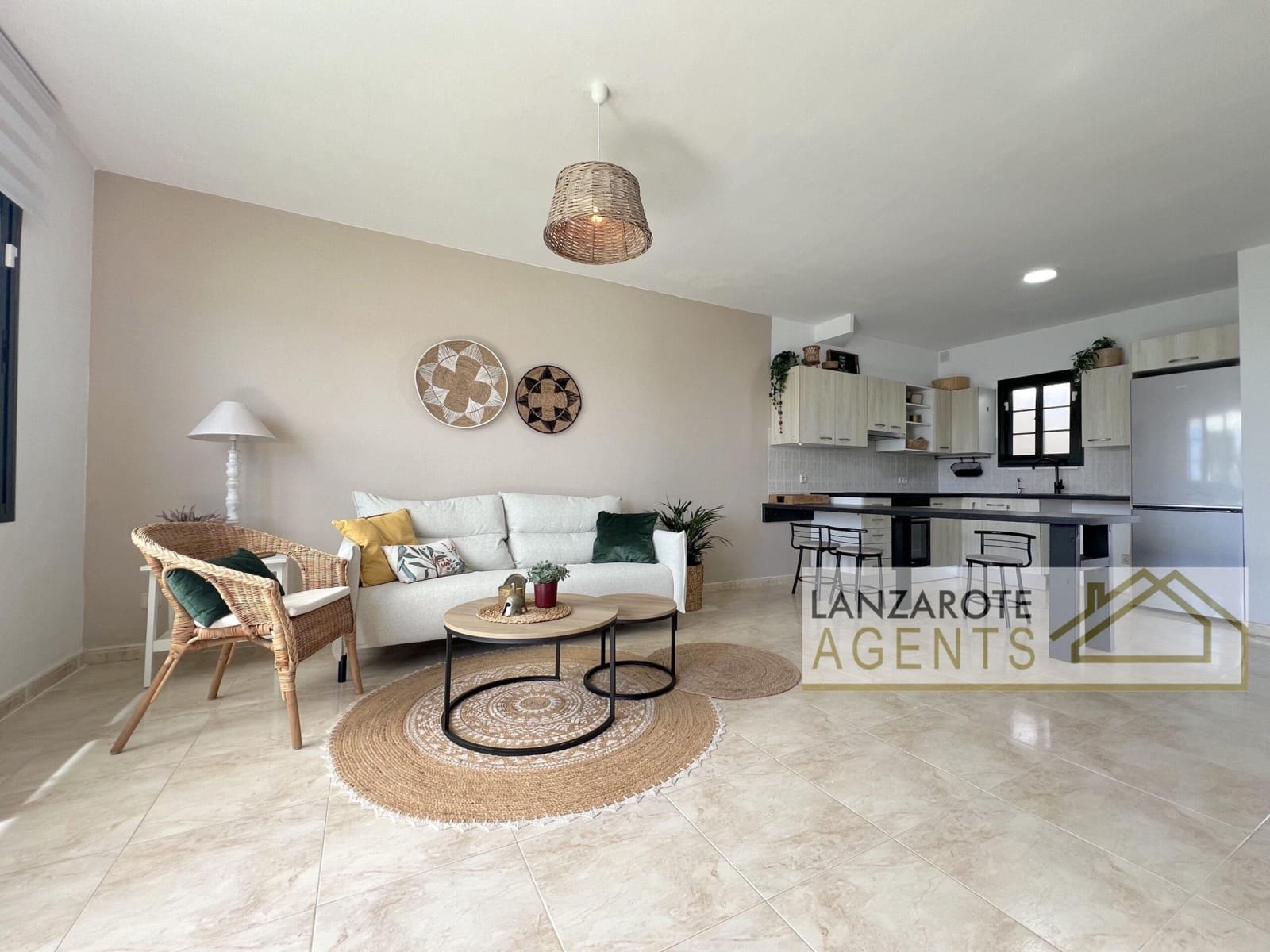 Adosado de 2 habitaciones en Playa Blanca en venta - 315.000 € (Ref: 10080145)