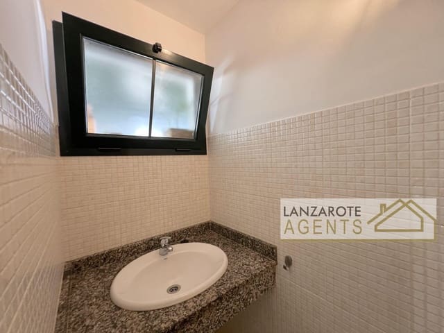 Adosado de 2 habitaciones en Playa Blanca, Yaiza en venta - 315.000 € (Ref: 10080145)