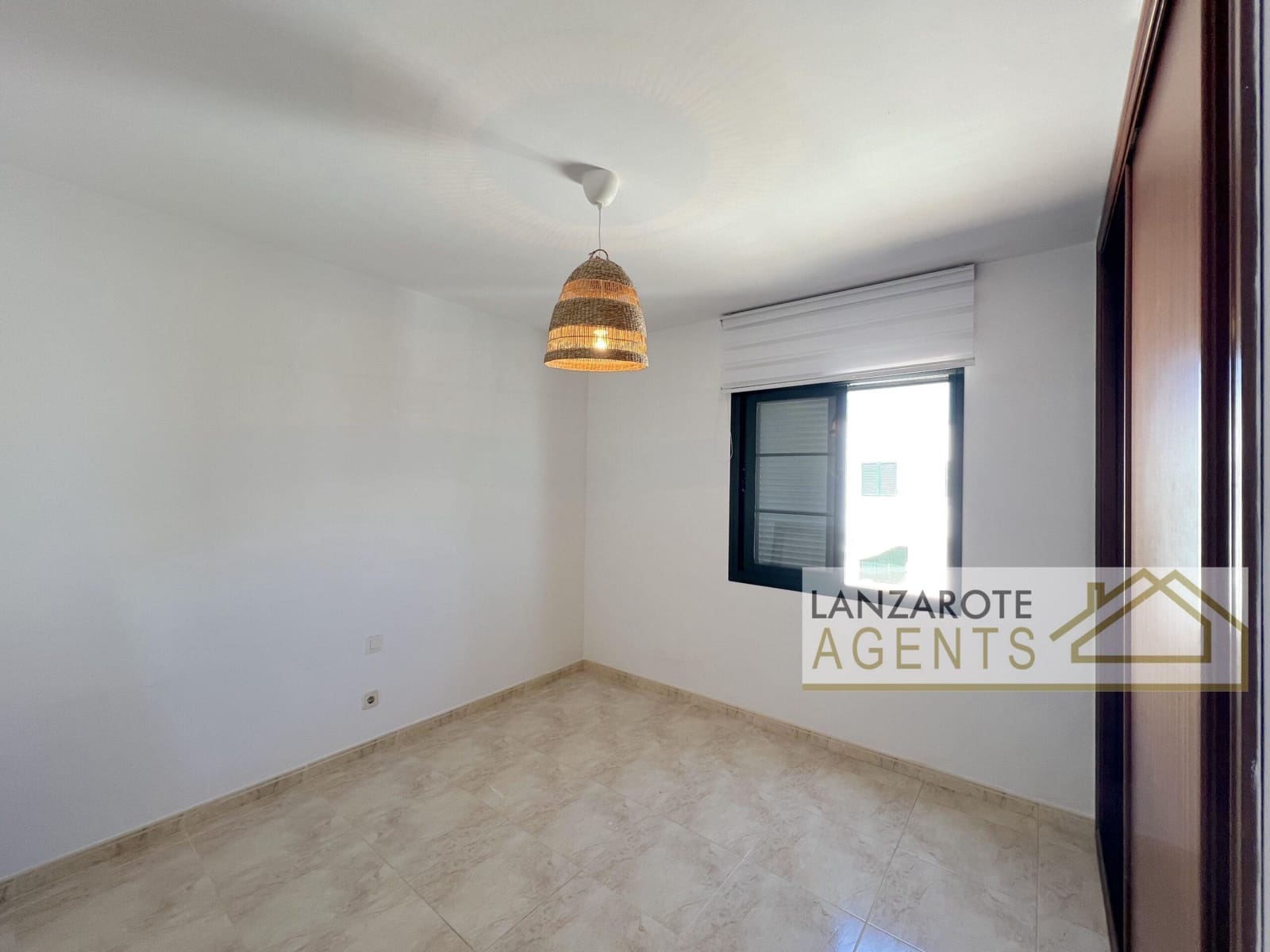 Adosado de 2 habitaciones en Playa Blanca en venta - 315.000 € (Ref: 10080145)