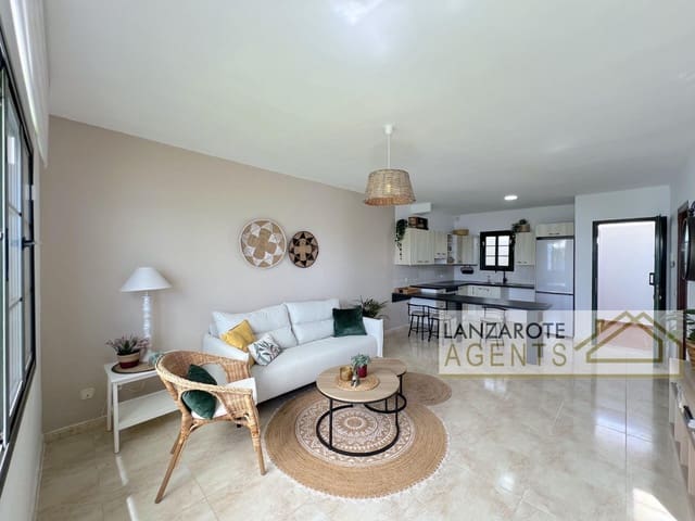 Adosado de 2 habitaciones en Playa Blanca, Yaiza en venta - 315.000 € (Ref: 10080145)